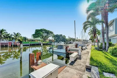 2555 NE 15th Street, Pompano Beach, FL 33062 - Photo 24