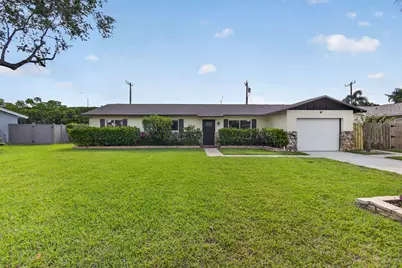 9820 Jonquil Circle N, Palm Beach Gardens, FL 33410 - Photo 16