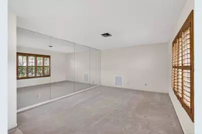9820 Jonquil Circle N, Palm Beach Gardens, FL 33410 - Photo 14