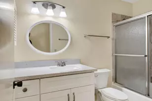 9820 Jonquil Cir N, Palm Beach Gardens, FL 33410 - Photo 34