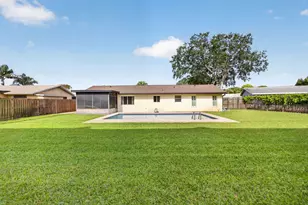 9820 Jonquil Cir N, Palm Beach Gardens, FL 33410 - Photo 48