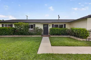 9820 Jonquil Cir N, Palm Beach Gardens, FL 33410 - Photo 2