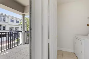 1813 Coral Heights Ln, Oakland Park, FL 33308 - Photo 14