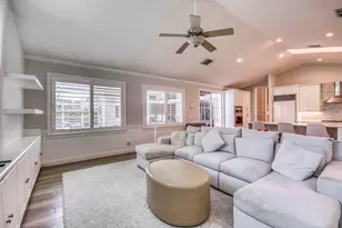 185 Thornton Dr, Palm Beach Gardens, FL 33418 - Photo 16