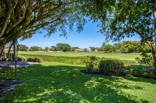 185 Thornton Dr, Palm Beach Gardens, FL 33418 - Photo 48