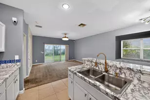 2535 Creekside Dr, Fort Pierce, FL 34981 - Photo 8