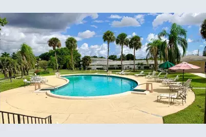 61 East Court, Royal Palm Beach, FL 33411 - Photo 18
