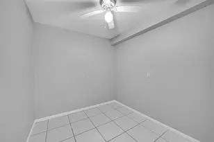 1713 Whitehall Dr, Davie, FL 33324 - Photo 28