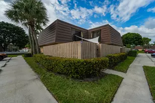 317 3rd Ct, Palm Beach Gardens, FL 33410 - Photo 24