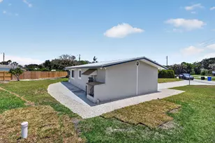 9361 SE Duncan St, Hobe Sound, FL 33455 - Photo 38