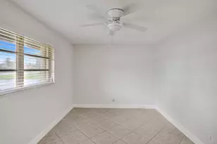 3747 E Valley Green Dr, Davie, FL 33328 - Photo 20