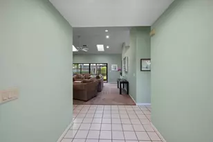 657 Juniper Pl, Wellington, FL 33414 - Photo 4