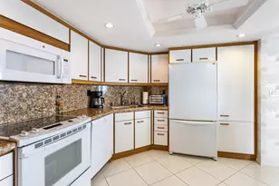 5070 N Ocean Dr, Singer Island, FL 33404 - Photo 10