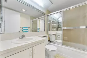 3027 Guildford B, Boca Raton, FL 33434 - Photo 22
