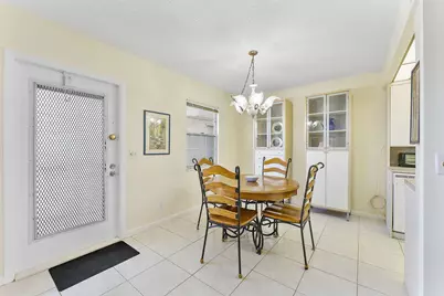 3027 Guildford B, Boca Raton, FL 33434 - Photo 4