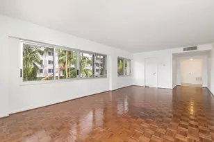 369 S Lake Dr, Palm Beach, FL 33480 - Photo 12