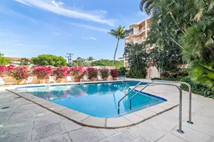 369 S Lake Dr, Palm Beach, FL 33480 - Photo 16