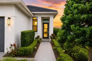 9399 SW Pepoli Way, Port Saint Lucie, FL 34987 - Photo 4