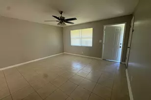 8817 Dania Dr, Palm Beach Gardens, FL 33410 - Photo 14