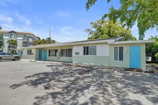 1100 NE 18th Ct, Fort Lauderdale, FL 33305 - Photo 1