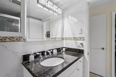 231 E Lantana Road Road E #203, Lantana, FL 33462 - Photo 22