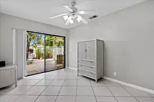 12875 Spinnaker Ln, Wellington, FL 33414 - Photo 14