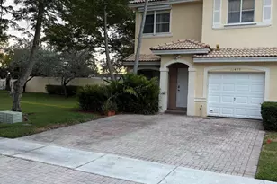 11429 NW 34th Pl, Sunrise, FL 33323 - Photo 2
