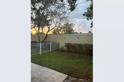 11429 NW 34th Place, Sunrise, FL 33323 - Photo 16