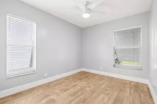 1146 NW 10th St, Boynton Beach, FL 33426 - Photo 26