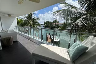 9400 W Bay Harbor Dr, Bay Harbor Islands, FL 33154 - Photo 32