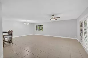 246 Seabreeze Cir, Jupiter, FL 33477 - Photo 24