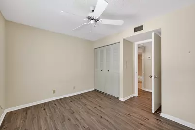 2512 SE Anchorage Cove #2, Port Saint Lucie, FL 34952 - Photo 14