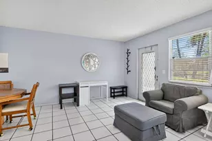 492 W Tilford, Deerfield Beach, FL 33442 - Photo 8