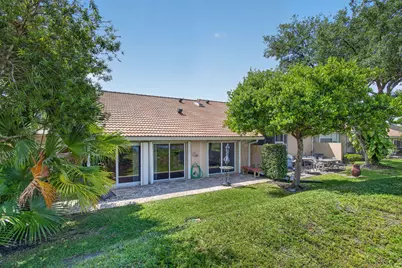 1404 Mahogany Place, Palm Beach Gardens, FL 33418 - Photo 44