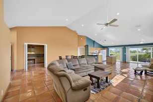 1404 Mahogany Pl, Palm Beach Gardens, FL 33418 - Photo 6