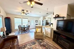 2326 SW 15th St Street SW, Vero Beach, FL 32962 - Photo 6