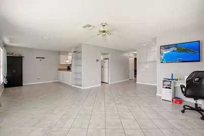 1607 Laurel Leaf Lane #B, Fort Pierce, FL 34950 - Photo 2