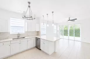 9002 SW 214th Ln, Cutler Bay, FL 33189 - Photo 8