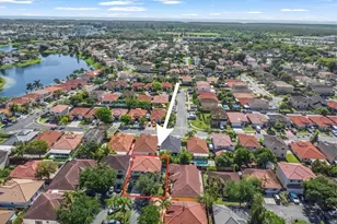 9002 SW 214th Ln, Cutler Bay, FL 33189 - Photo 36