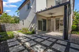 9002 SW 214th Ln, Cutler Bay, FL 33189 - Photo 2