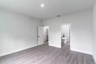 983 NW Pace Dr Dr NW, Palm Bay, FL 32907 - Photo 20