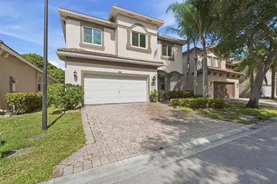 1275 Rosegate Boulevard, Riviera Beach, FL 33404 - Photo 2