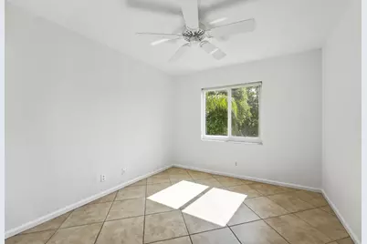 1275 Rosegate Boulevard, Riviera Beach, FL 33404 - Photo 26