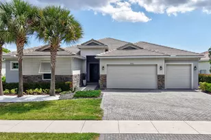 9682 Captiva Cir, Boynton Beach, FL 33437 - Photo 2