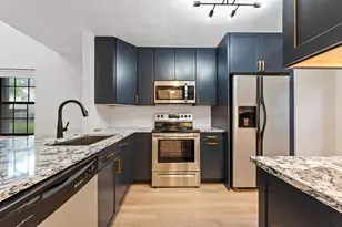 243 City View Dr, Fort Lauderdale, FL 33311 - Photo 4