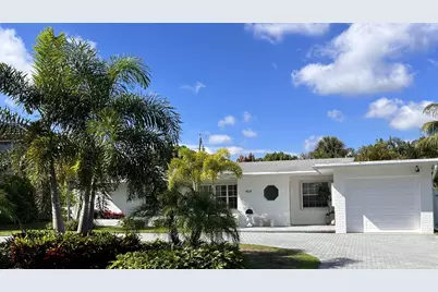464 NW 11th Street, Boca Raton, FL 33432 - Photo 1