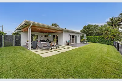 381 SE 3rd Street, Pompano Beach, FL 33060 - Photo 40