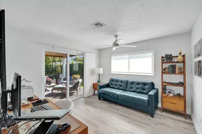 381 SE 3rd Street, Pompano Beach, FL 33060 - Photo 24