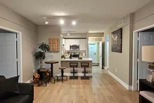 780 S Sapodilla Ave, West Palm Beach, FL 33401 - Photo 2