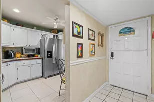 6201 N Falls Cir Dr, Lauderhill, FL 33319 - Photo 10
